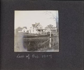1907 Yorktown Heights NY, Kear family House Construction. Photograph Album.
