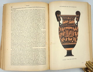 Dictionnaire des Arts décoratifs. Ouvrage illustré d'environ 600 gravures.